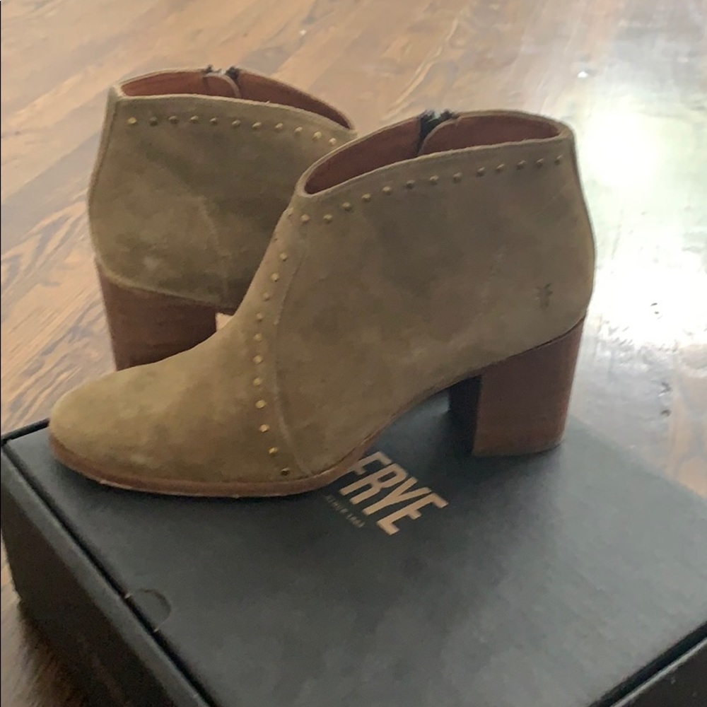 Nora Stud Zip Short Booties 9.5M (color Sand)